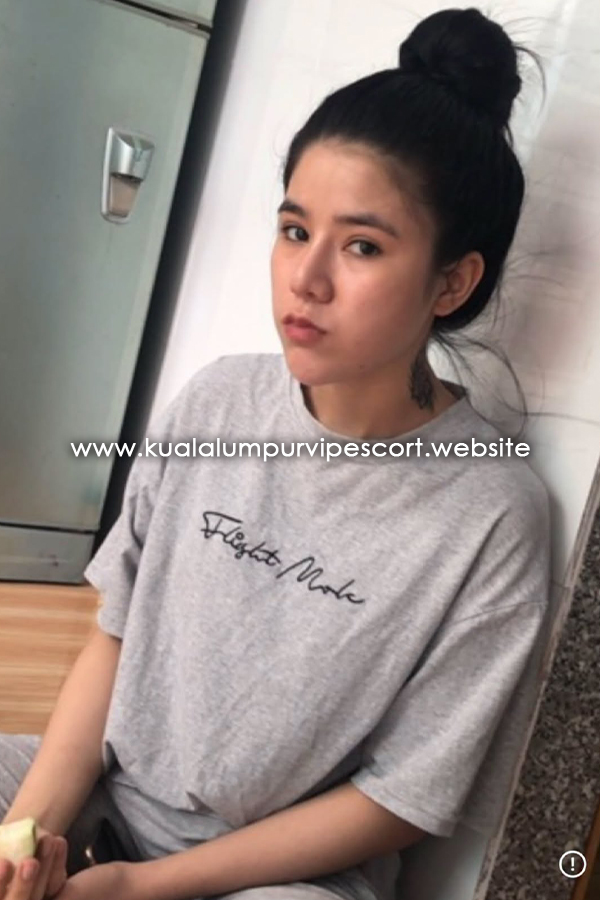 Linh, Vietnamese Escort